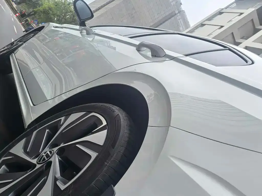Volkswagen Bora 2023 из CN, фото 8