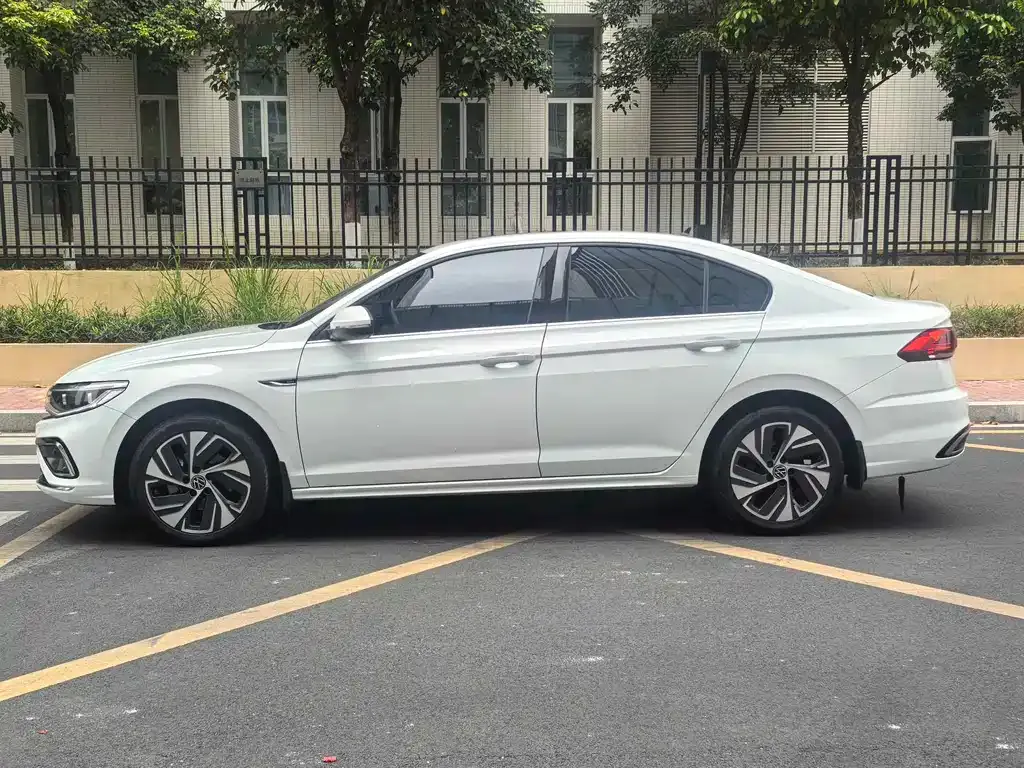 Volkswagen Bora 2023 из CN, фото 7