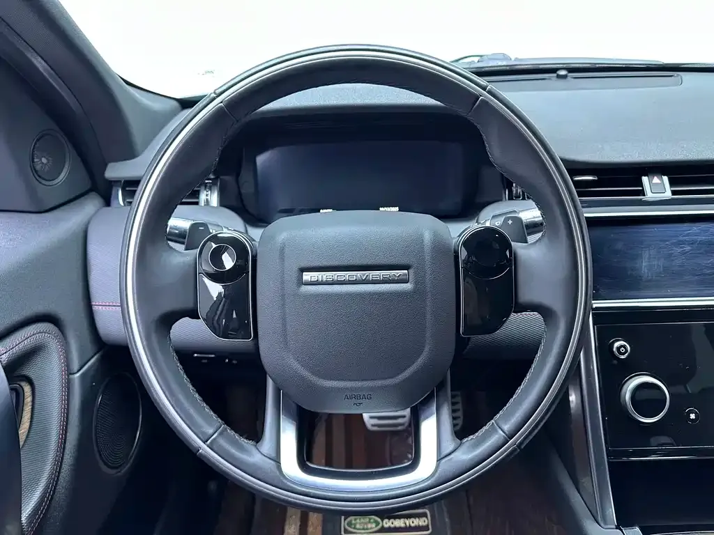 Land Rover Discovery Sport — фото 2