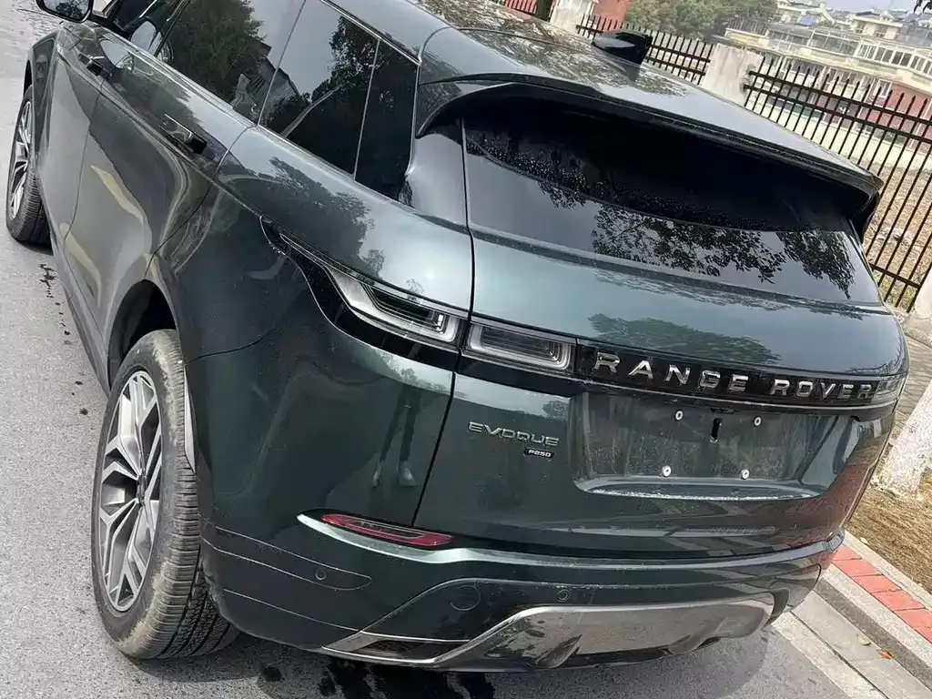 Land Rover Evoque — фото 10