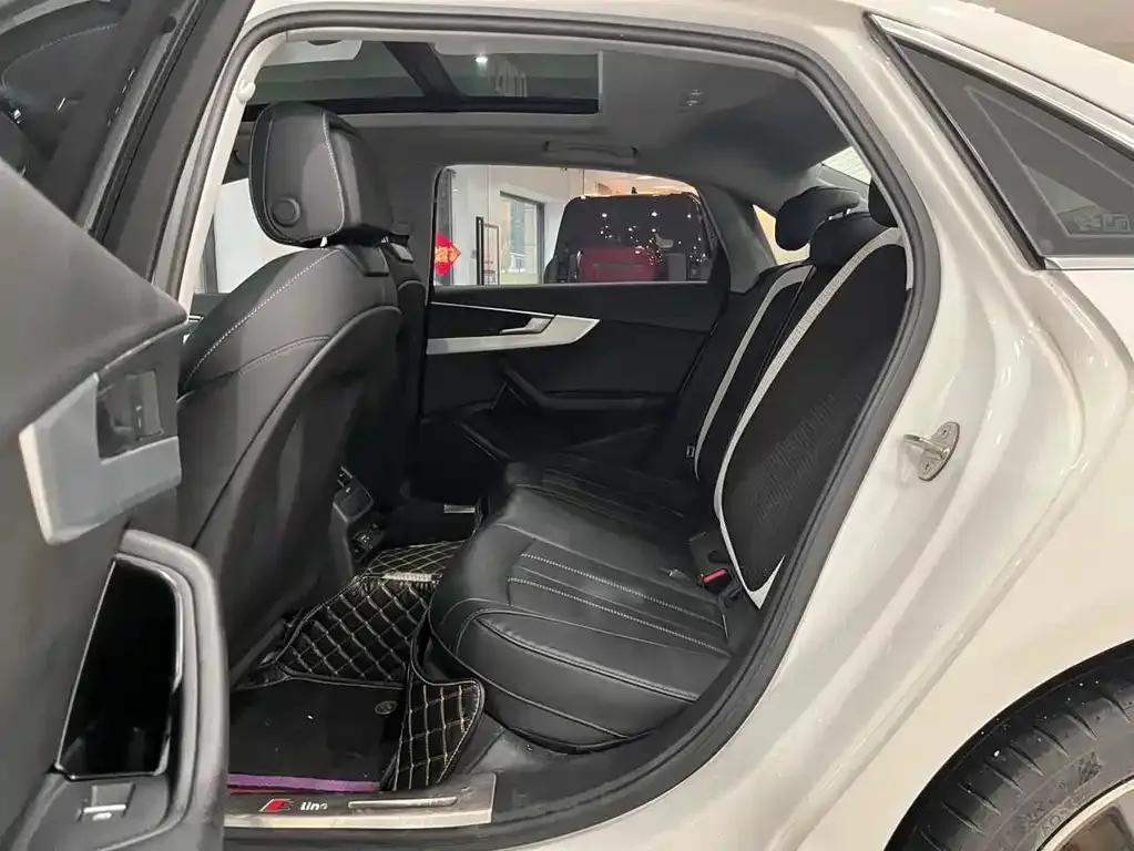 Audi A4L — фото 6