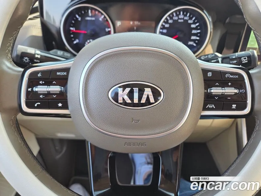 Kia Carnival 2021 из KR, фото 2