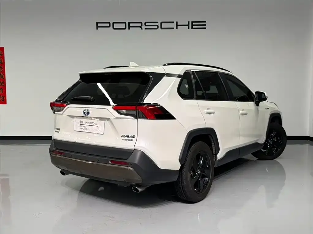 Toyota RAV4 2021 из CN, фото 3