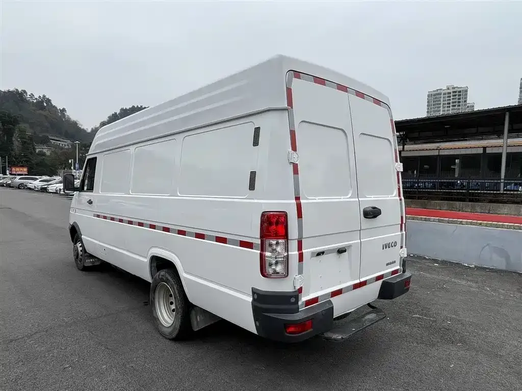 IVECO Daily 2022 из CN, фото 6