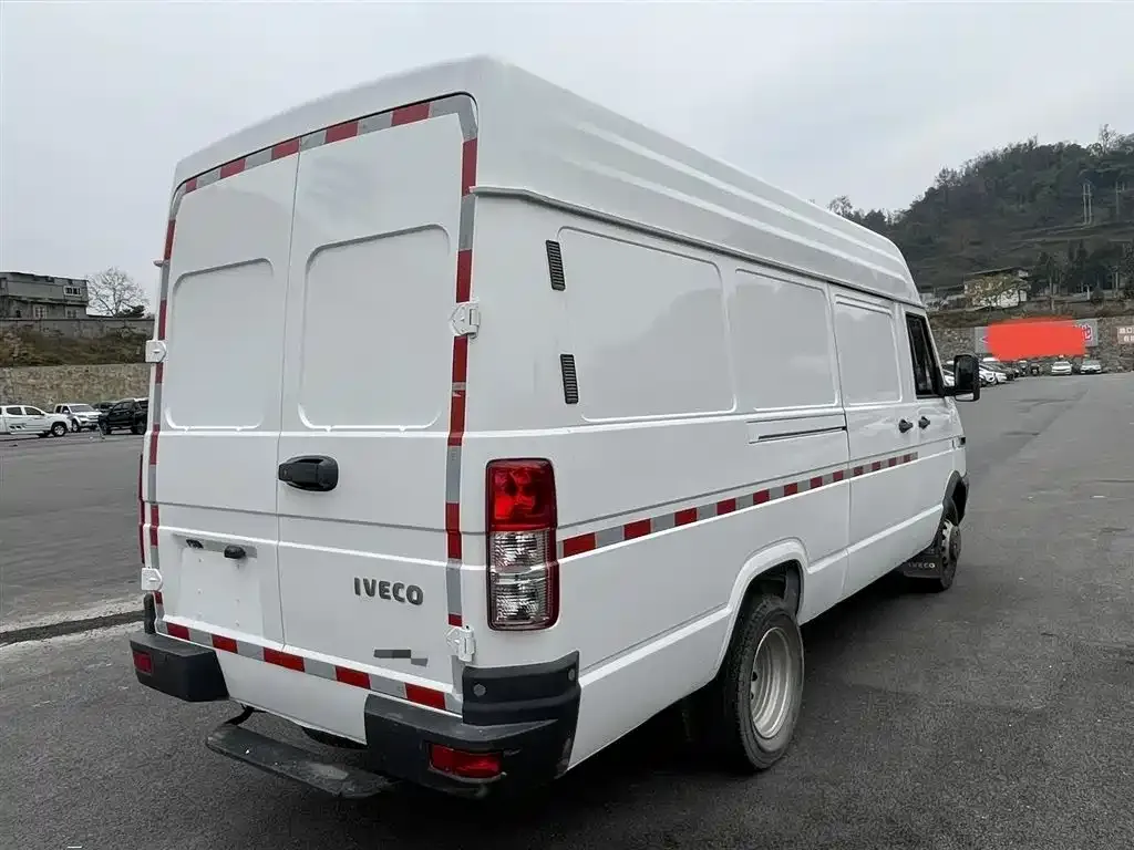 IVECO Daily 2022 из CN, фото 9