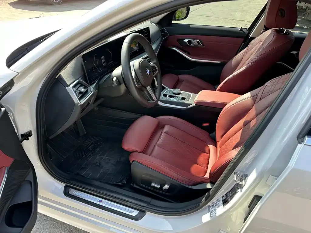 BMW 3 Series 2023 из CN, фото 5