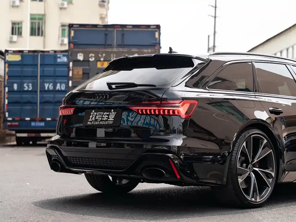 Audi RS 6 — фото 6