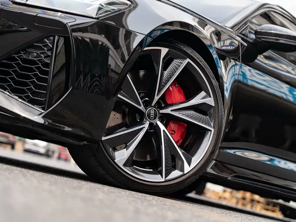 Audi RS 6 — фото 7