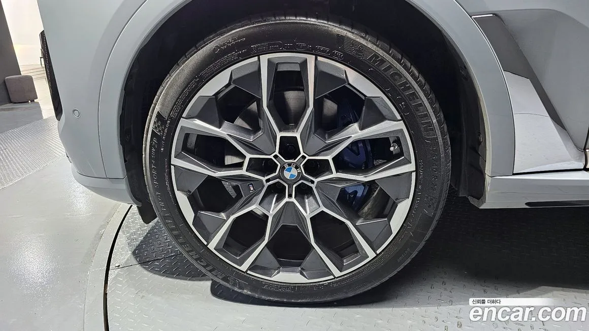 BMW X7 2024 из KR, фото 4
