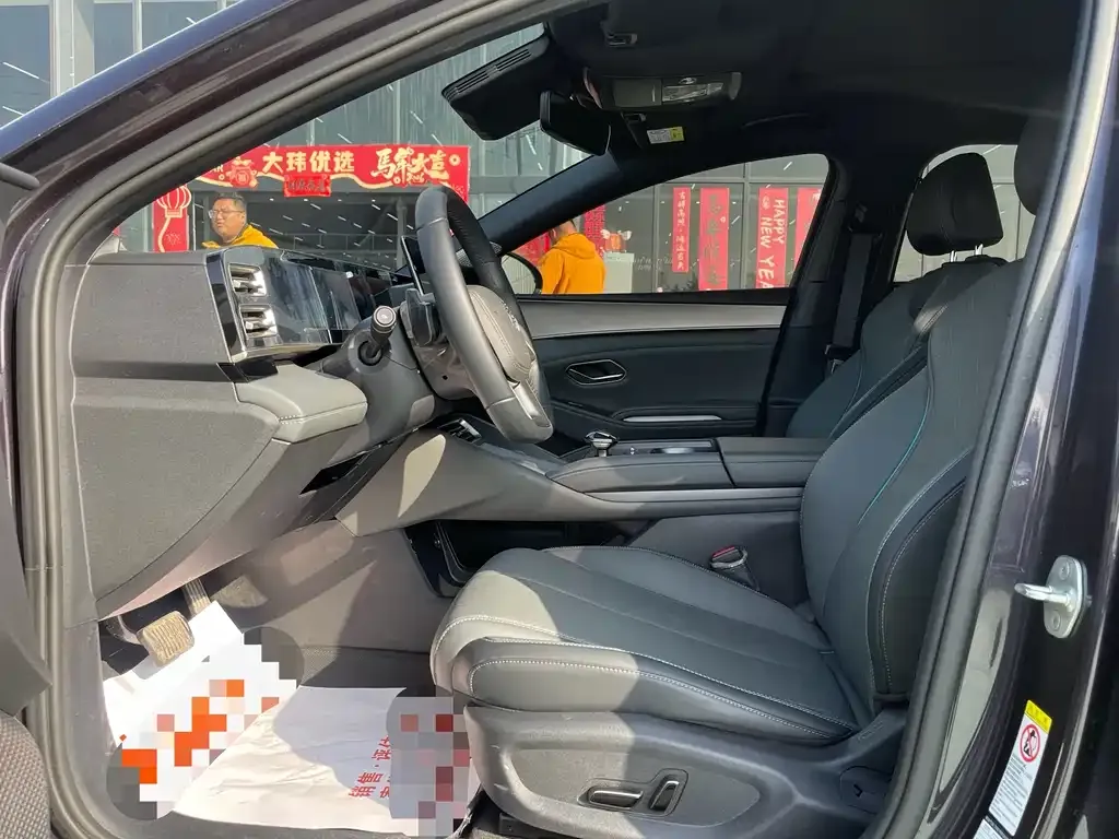BYD Qin L — фото 2