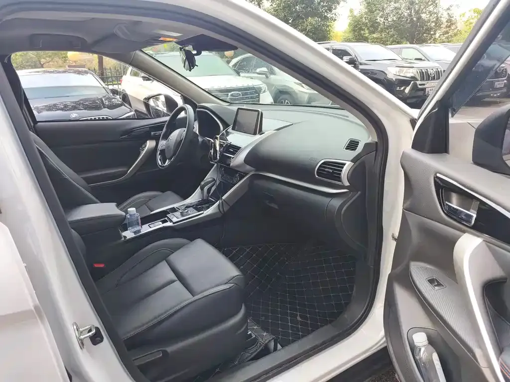 Mitsubishi Eclipse Cross 2021 из CN, фото 3