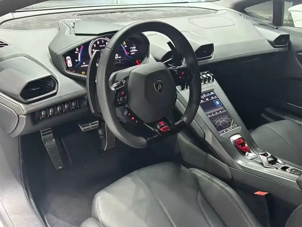 Lamborghini Huracan 2021 из CN, фото 7