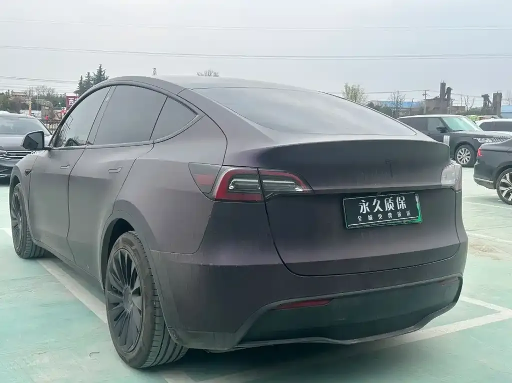 Tesla Model Y — фото 4