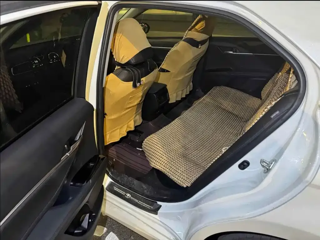 Toyota Camry 2022 из CN, фото 6
