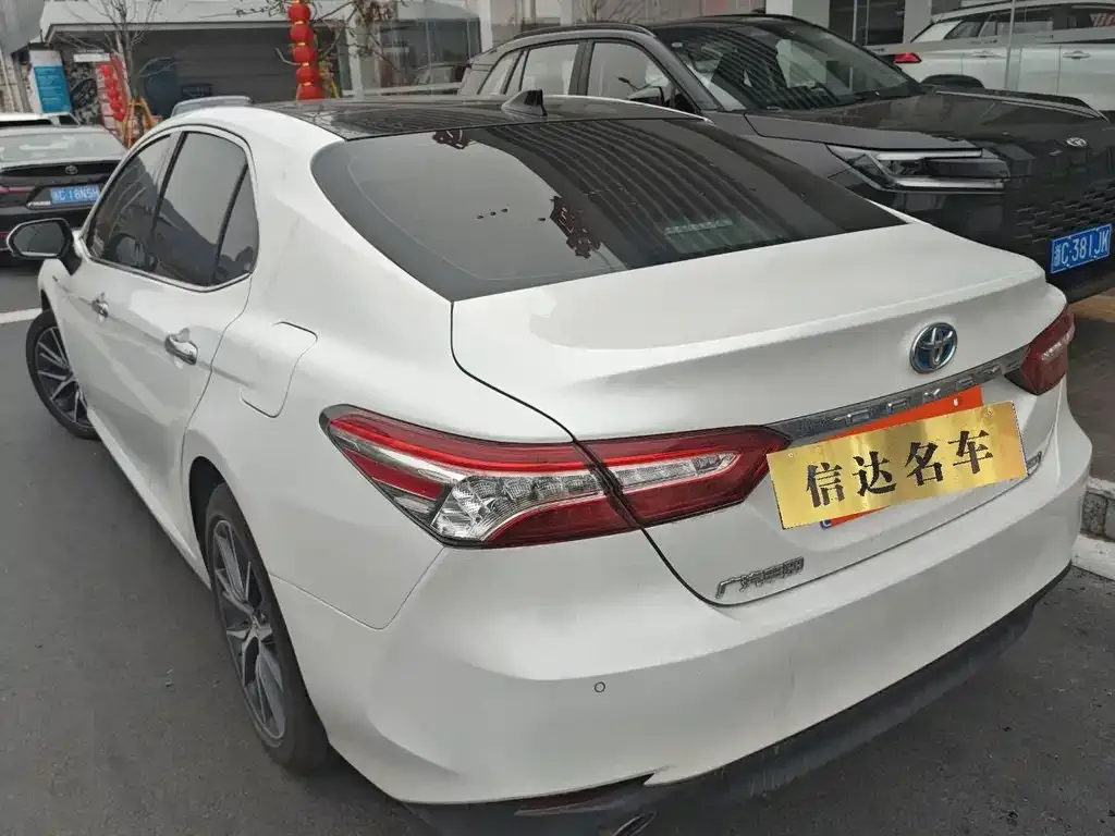 Toyota Camry 2022 из CN, фото 2