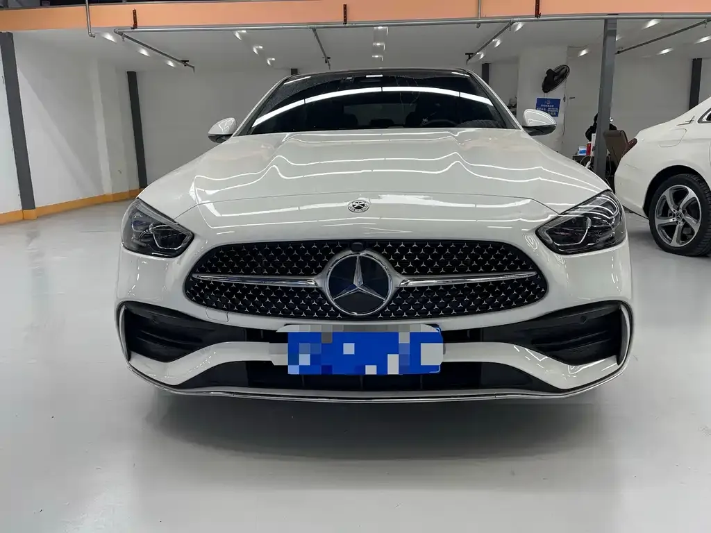 Mercedes-Benz C-Class 2023 из CN, фото 2
