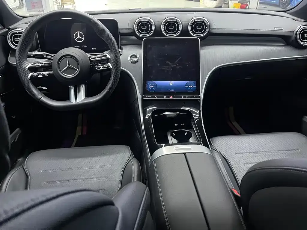 Mercedes-Benz C-Class 2023 из CN, фото 3