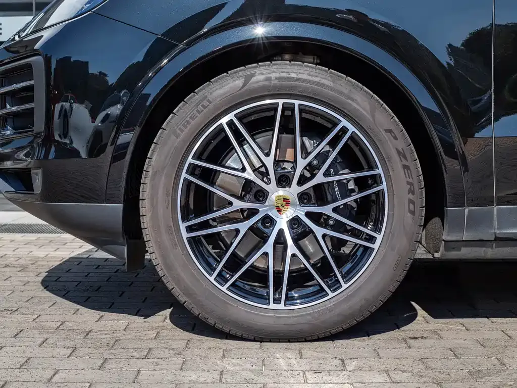 Porsche Cayenne 2025 из CN, фото 4