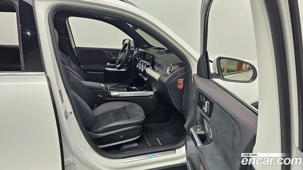 Mercedes-Benz EQB — фото 10