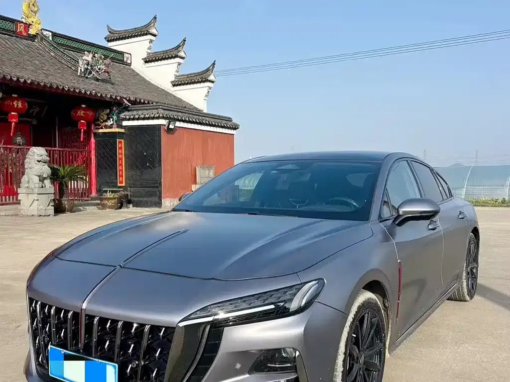 Hongqi H6 — фото 1