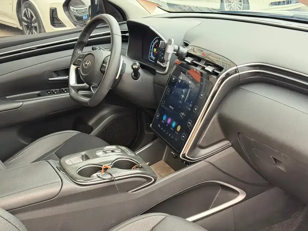 Hyundai Tucson — фото 9