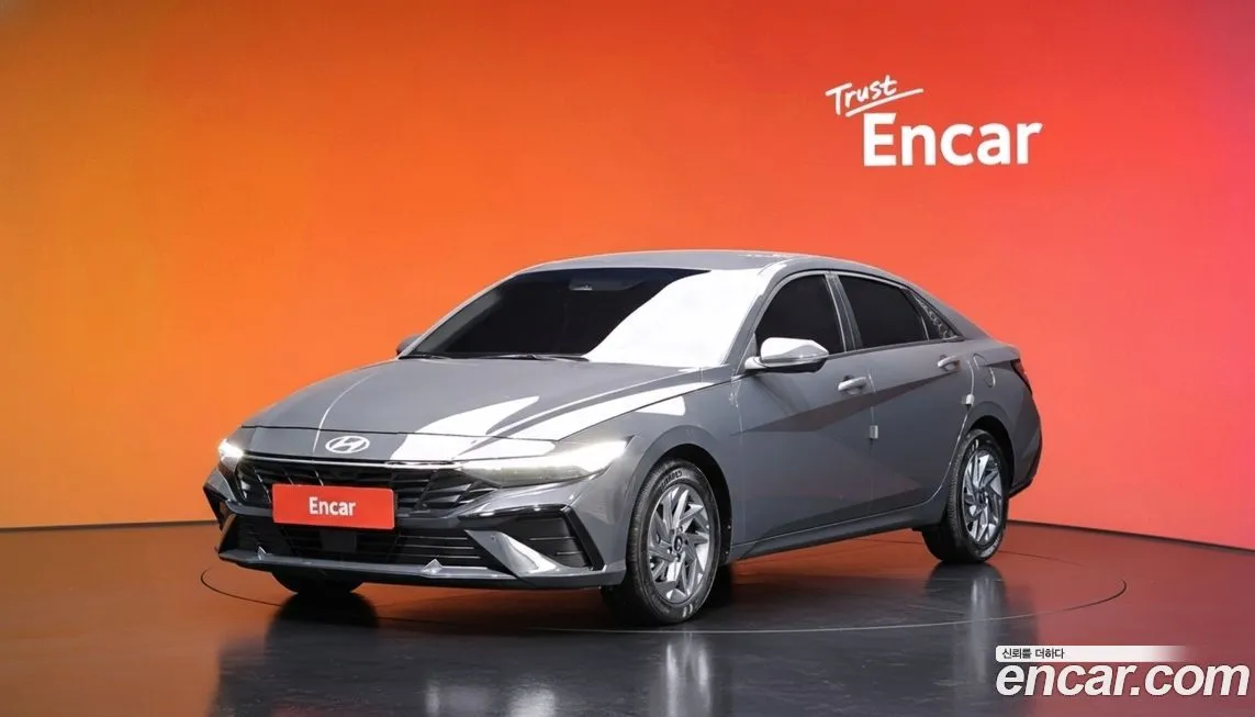 Hyundai AVANTE — фото 1