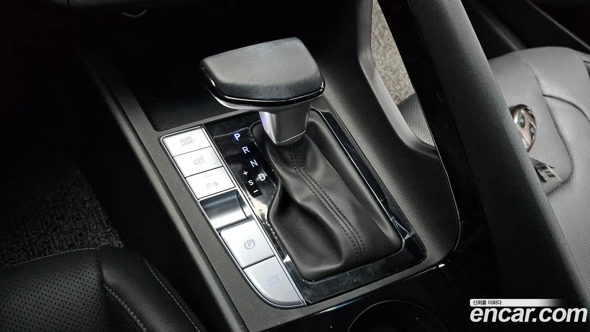 Hyundai AVANTE — фото 9