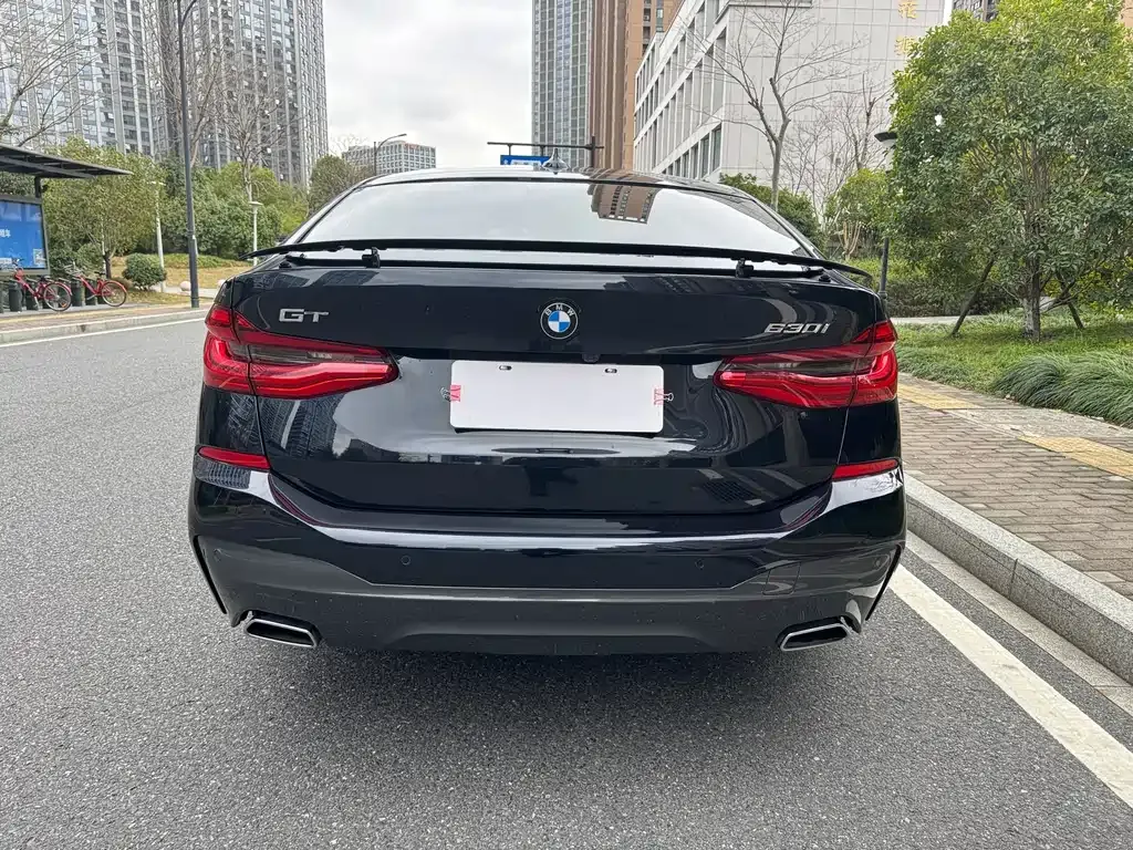 BMW 6 Series GT 2022 из CN, фото 9