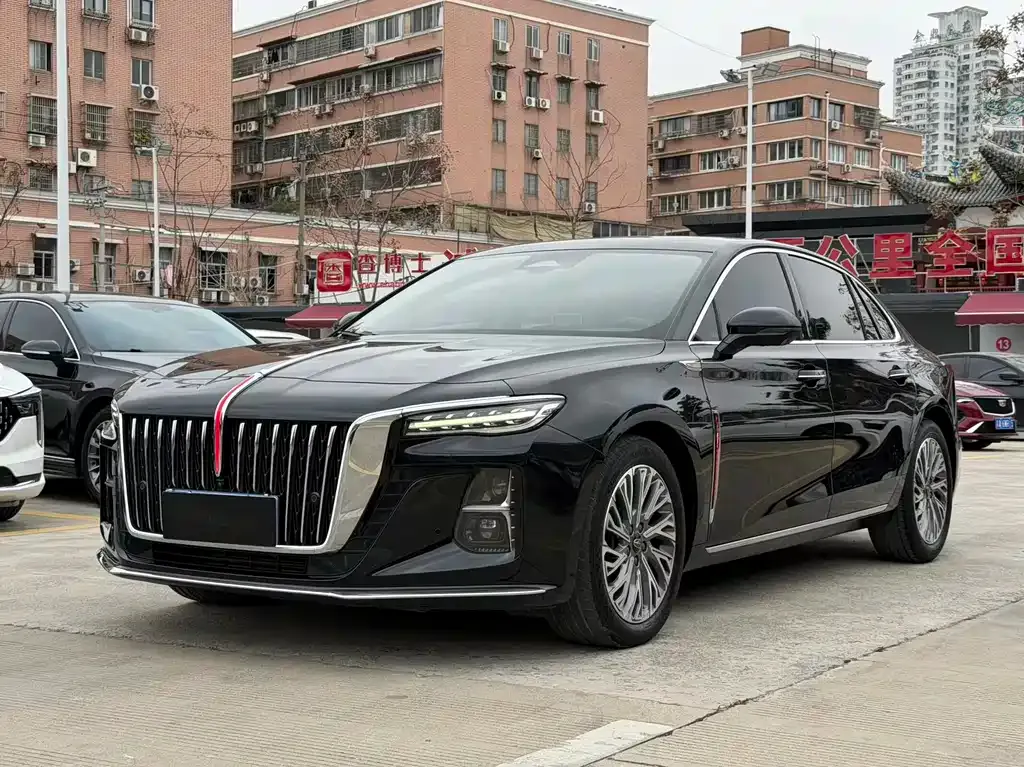 Hongqi H5 — фото 1