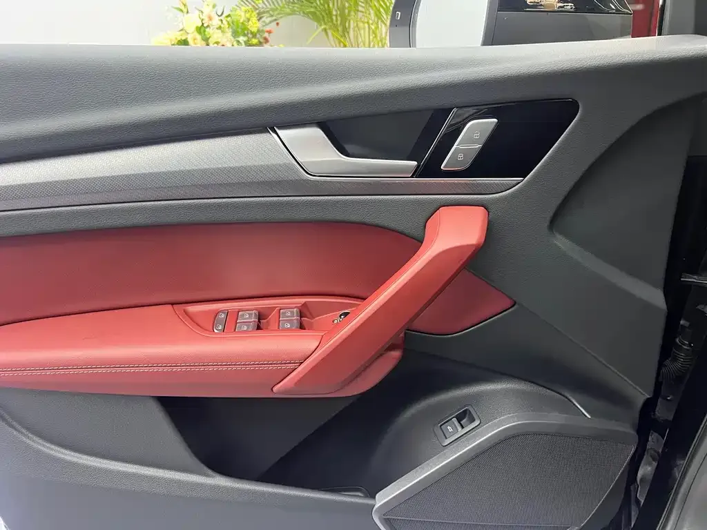 Audi Q5L 2024 из CN, фото 4