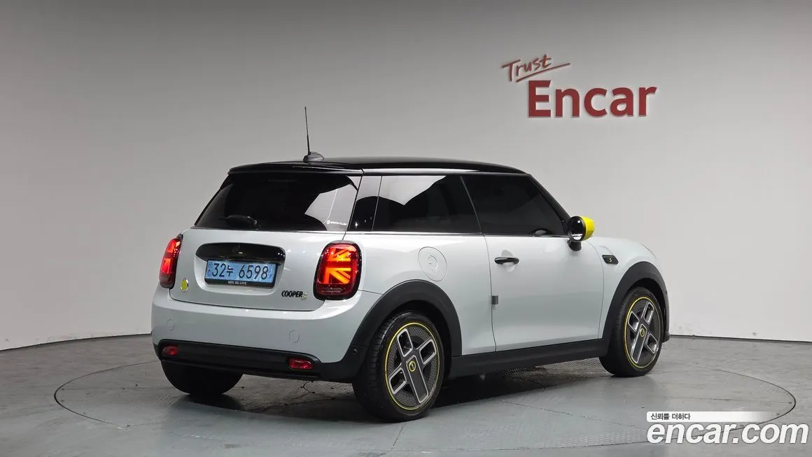 Mini Cooper 2022 из KR, фото 4