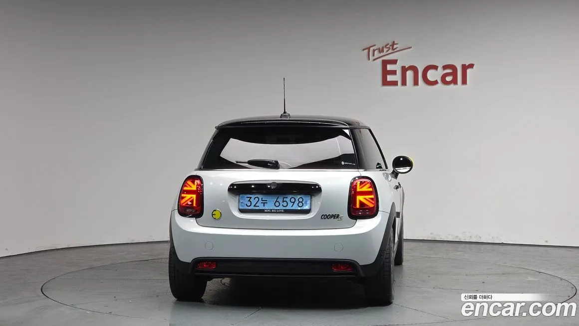Mini Cooper 2022 из KR, фото 10