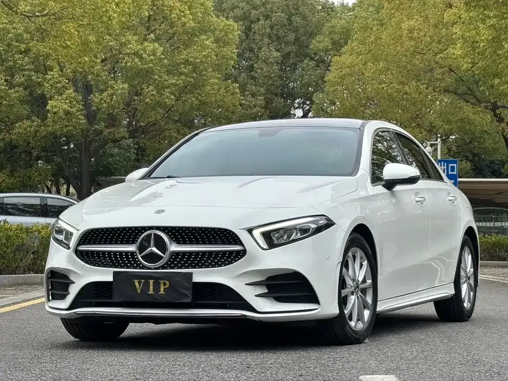 Mercedes-Benz A-Class — фото 1