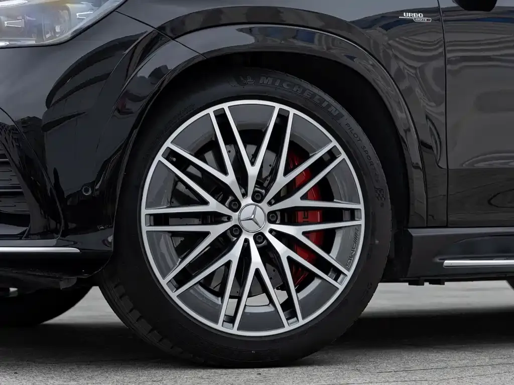 Mercedes-Benz GLE AMG — фото 7