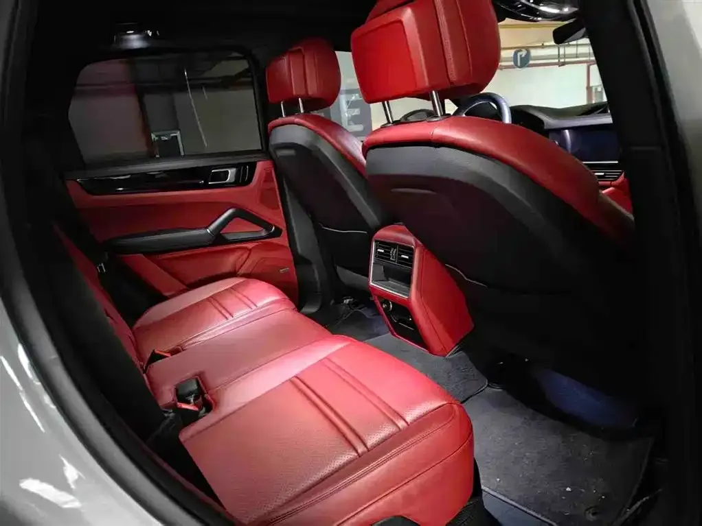 Porsche Cayenne 2021 из CN, фото 6