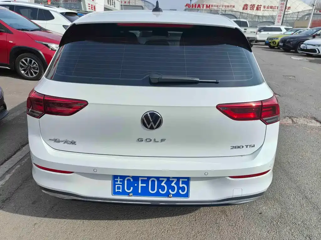 Volkswagen Golf 2022 из CN, фото 5