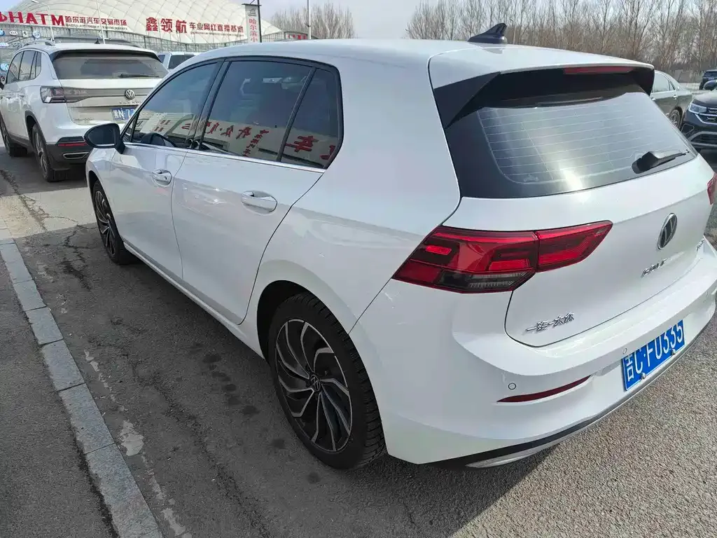 Volkswagen Golf 2022 из CN, фото 9
