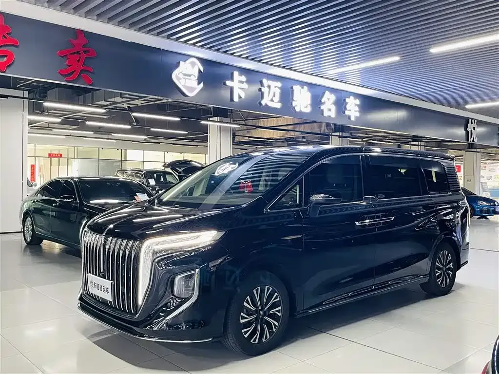 Hongqi HQ9 — фото 1
