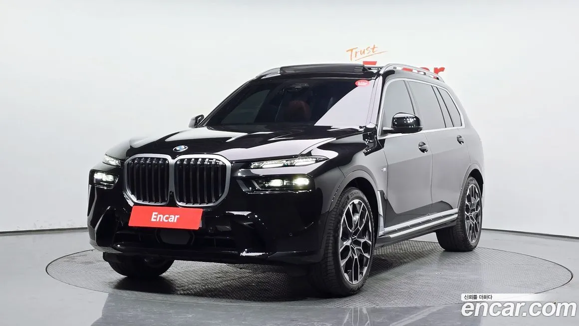BMW X7 — фото 1