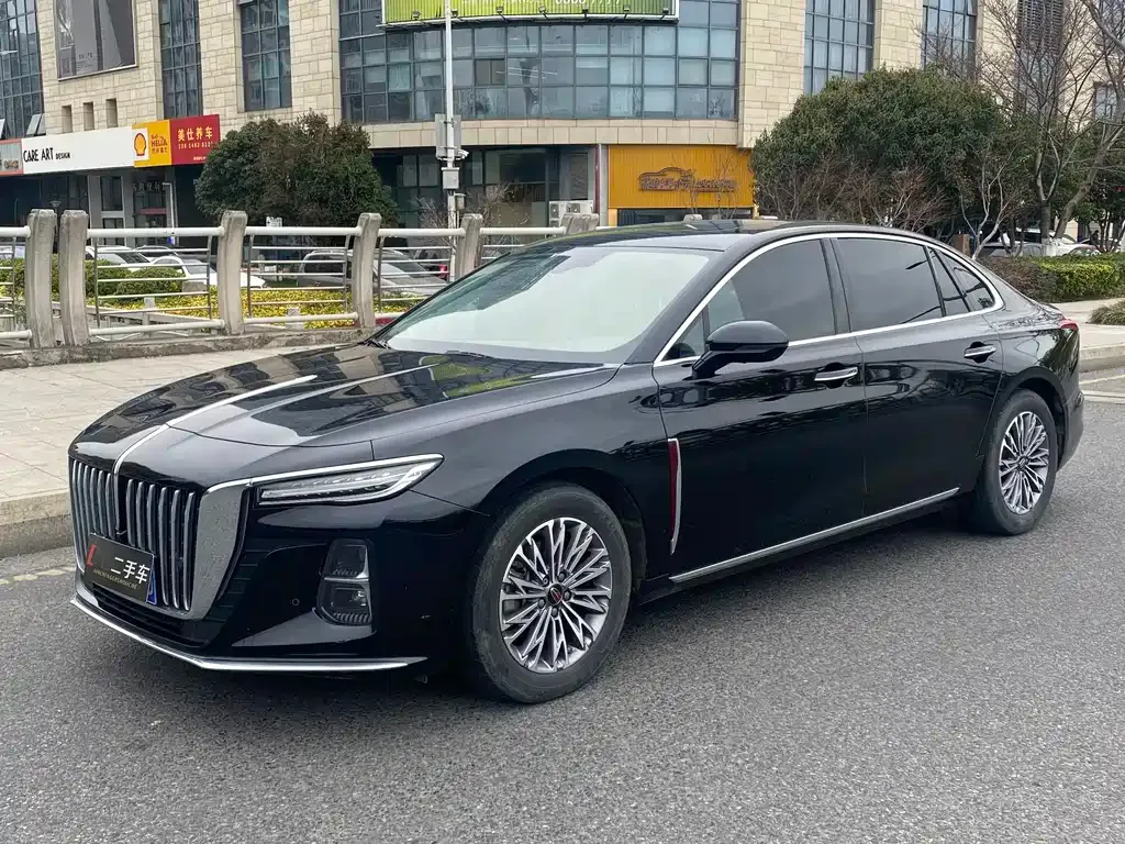 Hongqi H5 — фото 1