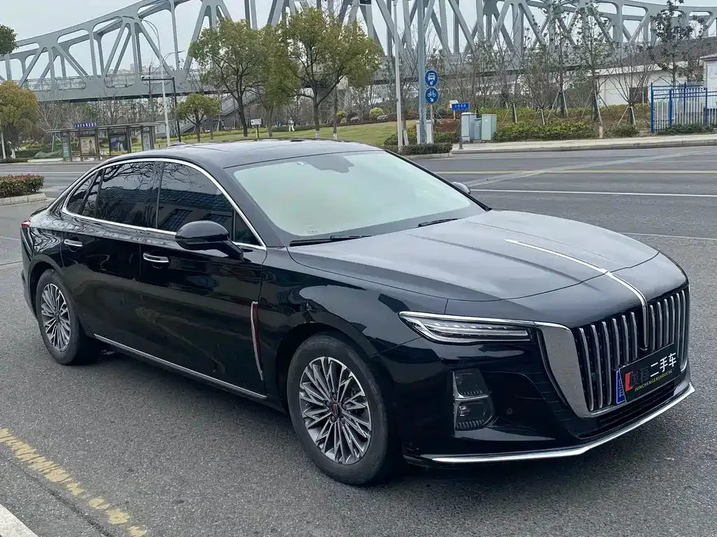 Hongqi H5 — фото 3