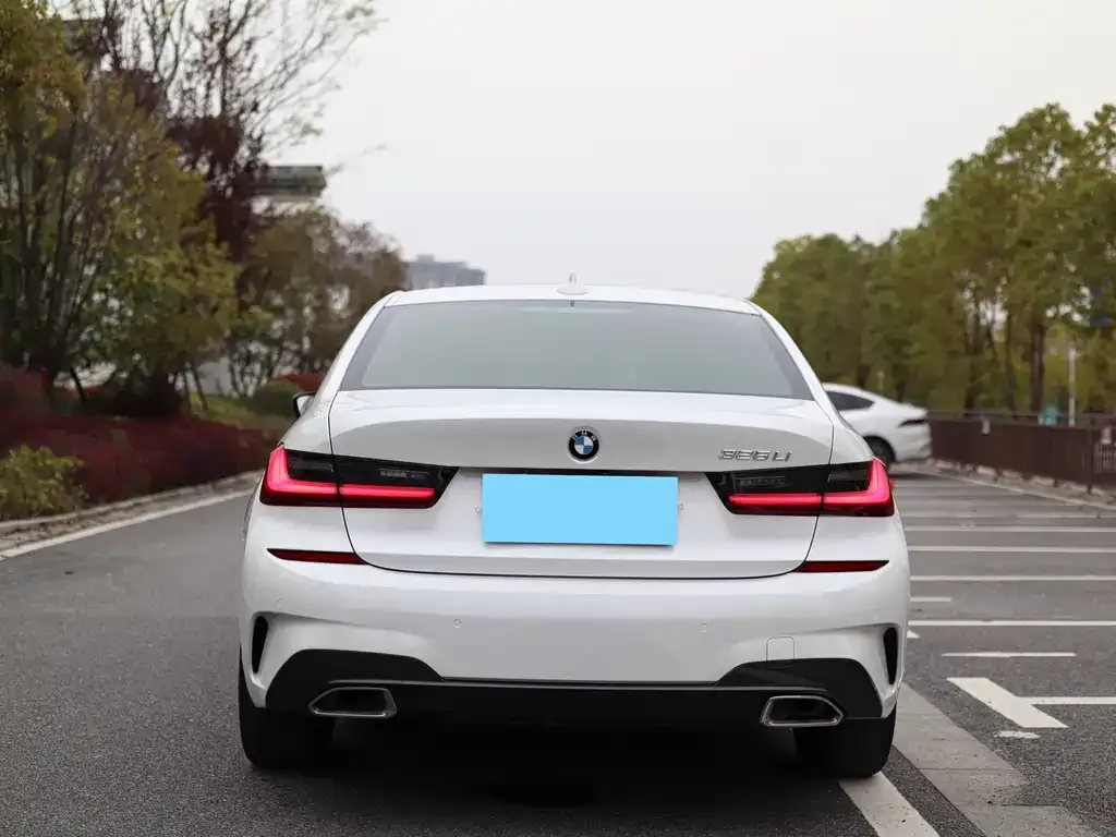 BMW 3 Series — фото 10
