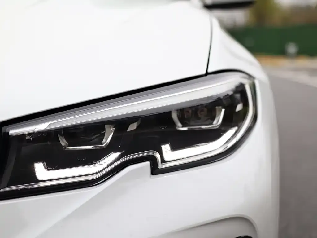 BMW 3 Series — фото 5