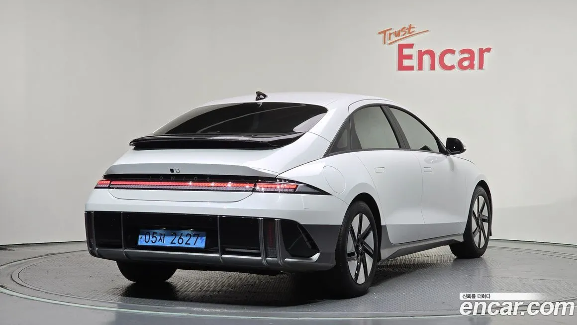 Hyundai Ioniq6 — фото 4