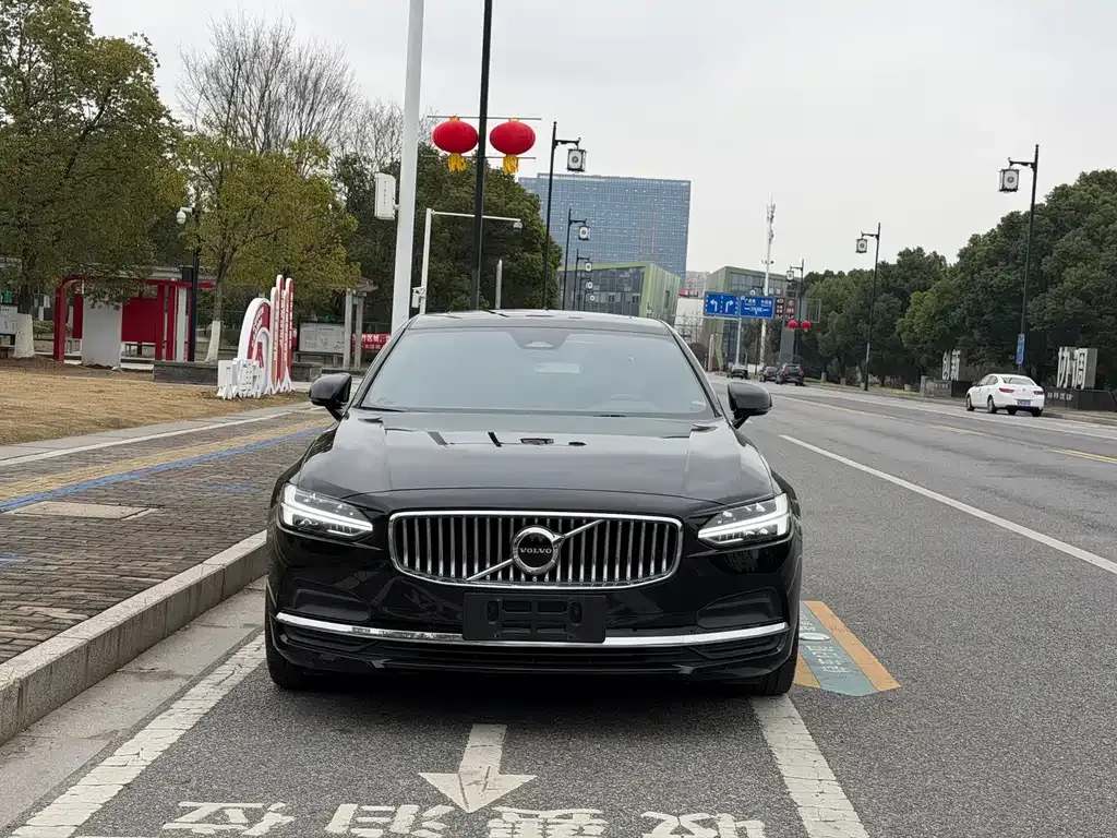 Volvo S90 — фото 6