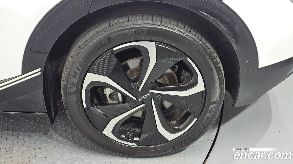 Kia EV6 2023 из KR, фото 9