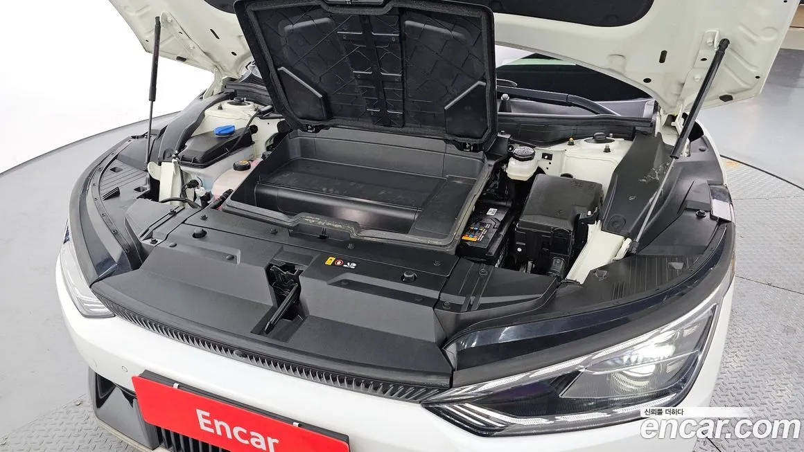 Kia EV6 2023 из KR, фото 4