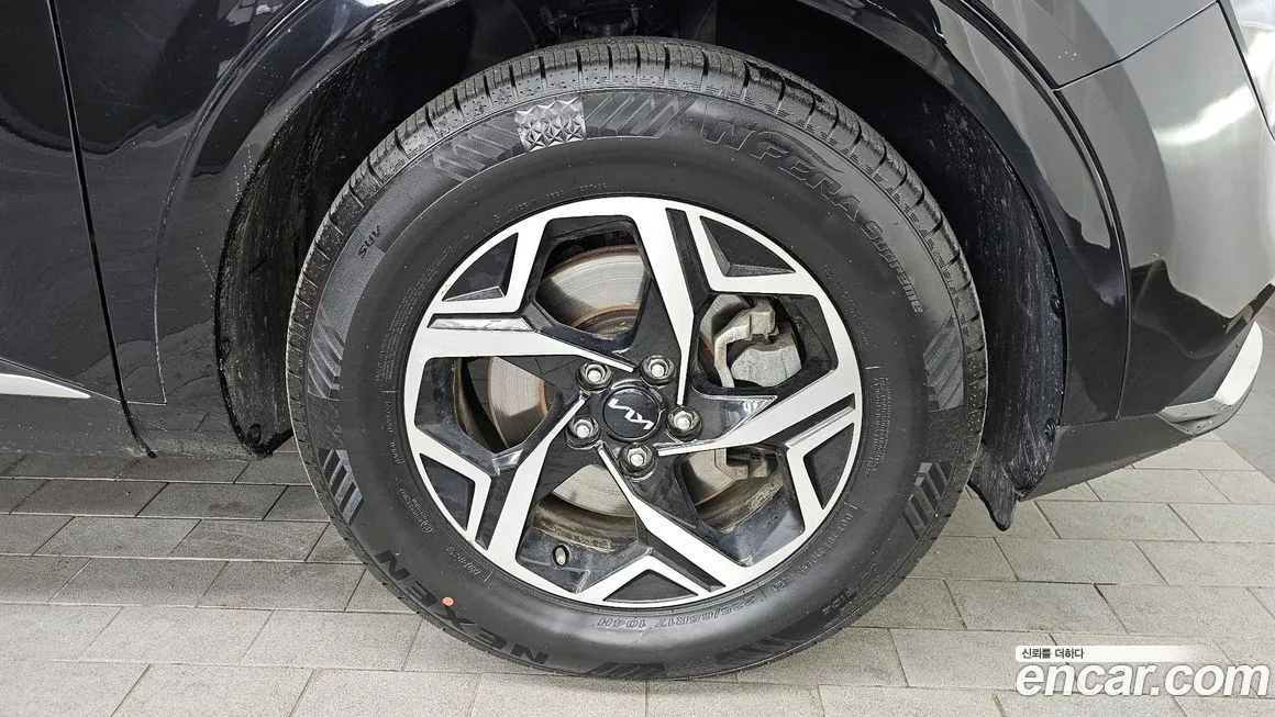 Kia Sportage — фото 10