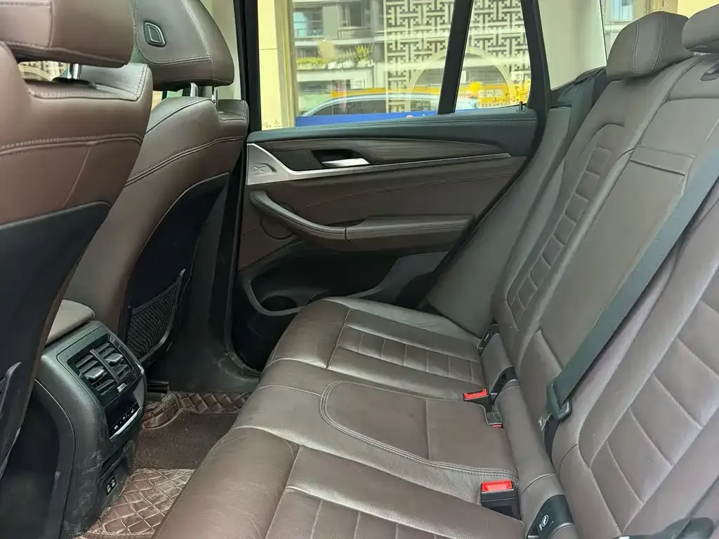 BMW X3 2021 из CN, фото 2