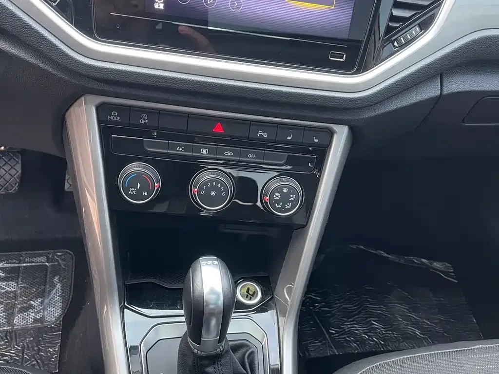 Volkswagen T-Roc 2022 из CN, фото 3